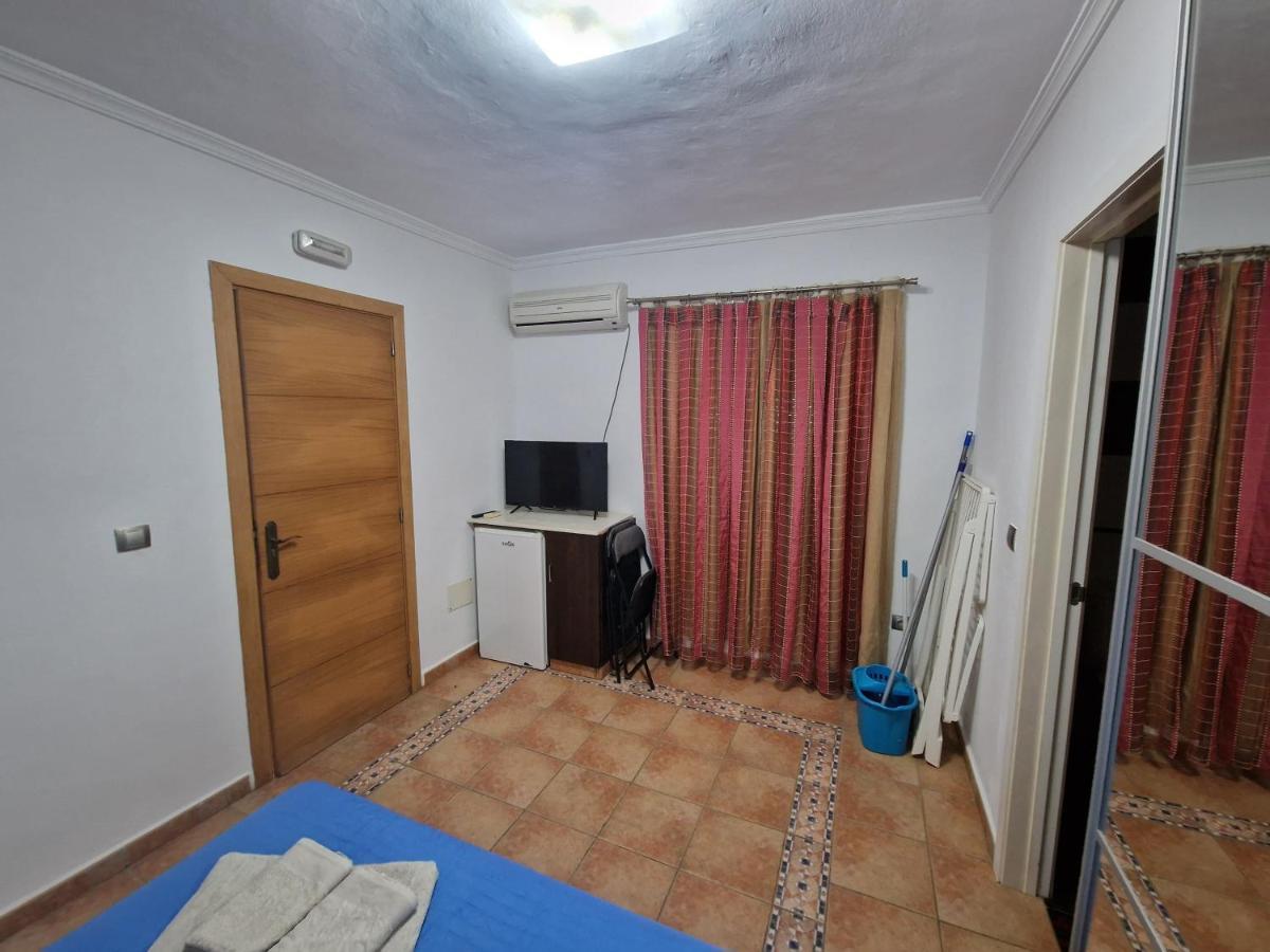 Habitaciones Miramar 볼로냐 외부 사진